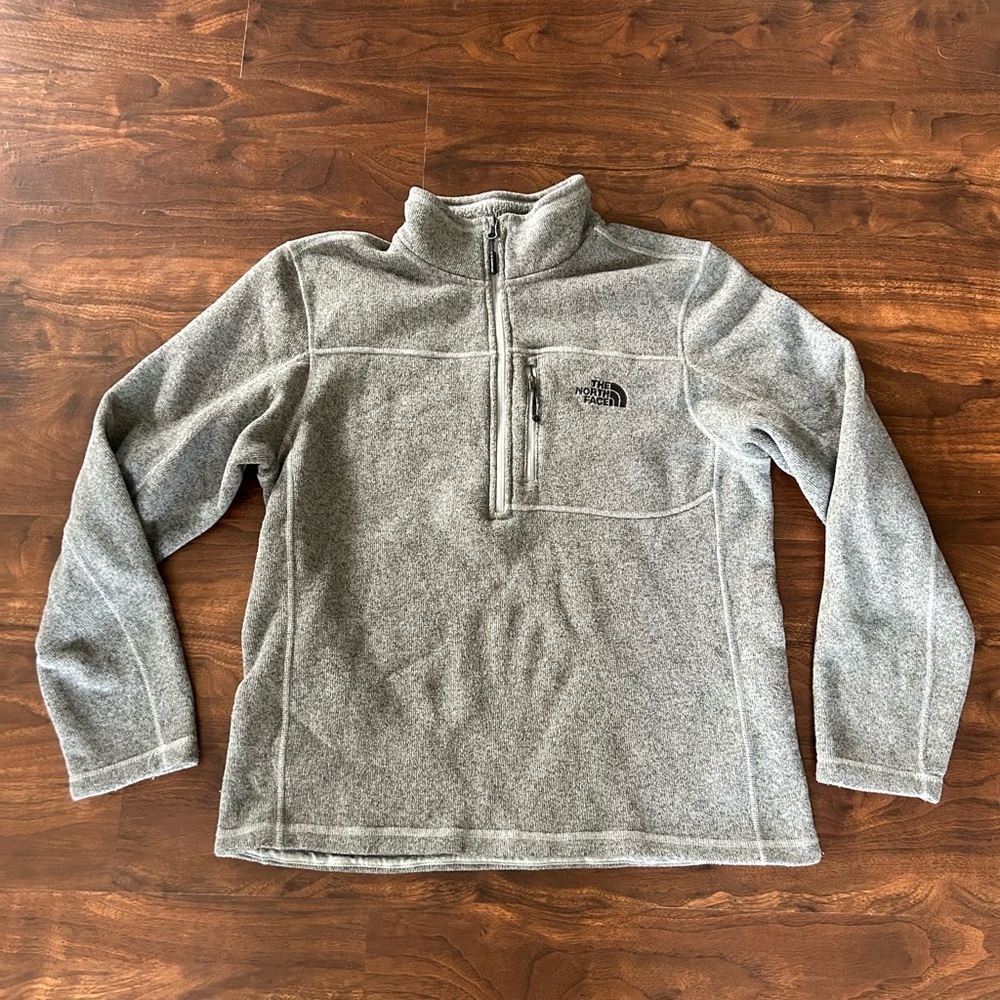 The North Face Gordon Lyons 1/4 Zip Fleece Mid-Layer 
Gray 
Size Large